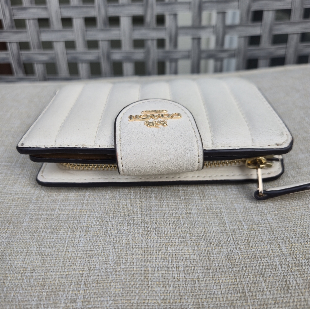 Coach Medium Corner Zip Wallet - Picture 7 of 15